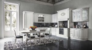 CUCINA OLD ENGLAND CON CAPITELLI ED ELEMENTI CURVI